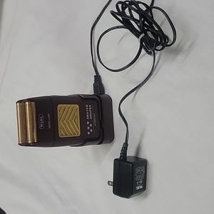 Wah super close foil shaver